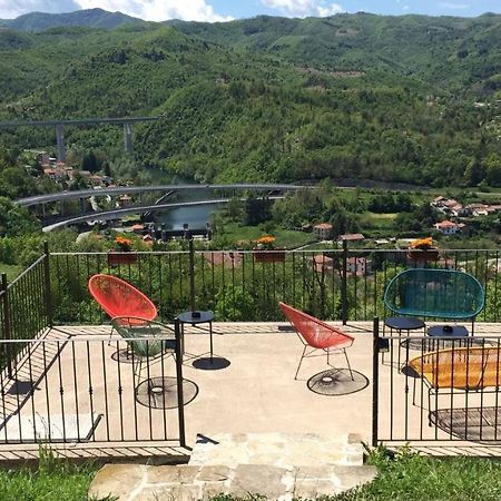 Bed and Breakfast Residenza Cima Le Vigne Millesimo Exterior foto
