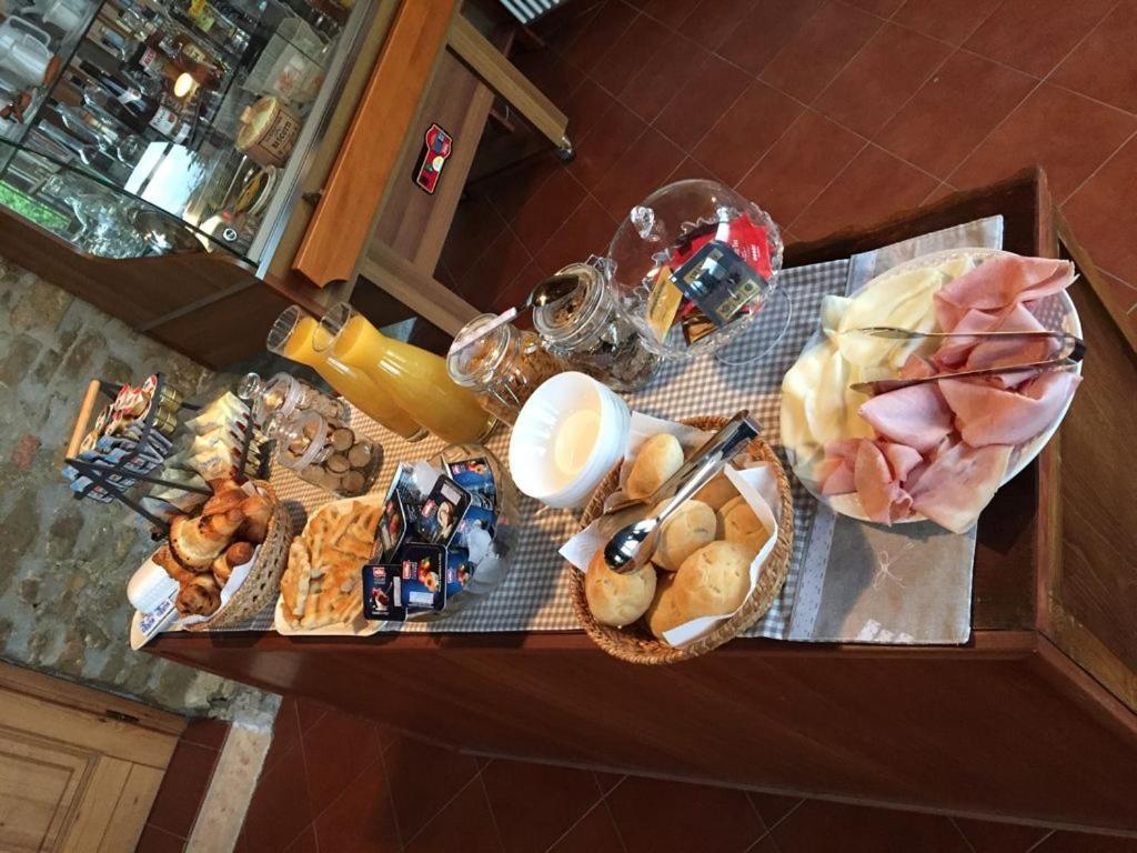 Bed and Breakfast Residenza Cima Le Vigne Millesimo Exterior foto