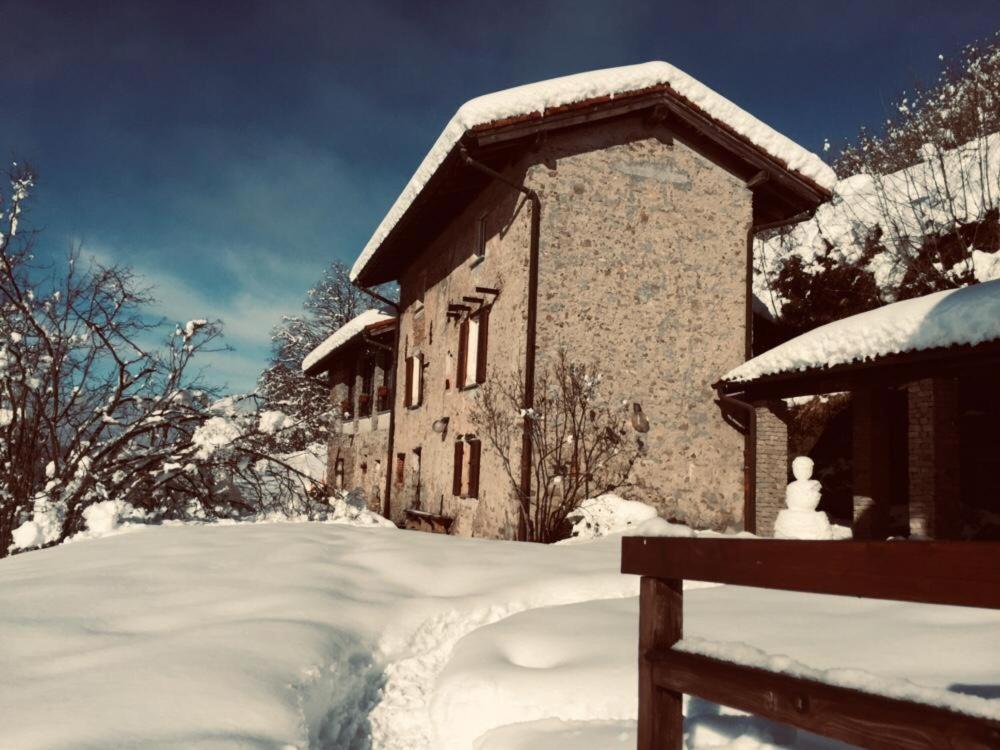 Bed and Breakfast Residenza Cima Le Vigne Millesimo Exterior foto