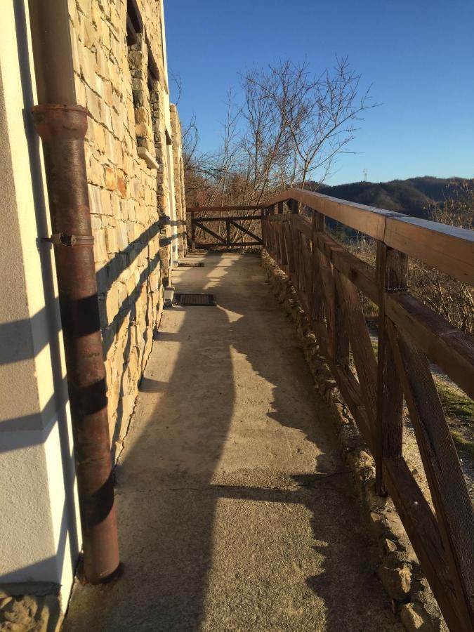 Bed and Breakfast Residenza Cima Le Vigne Millesimo Exterior foto